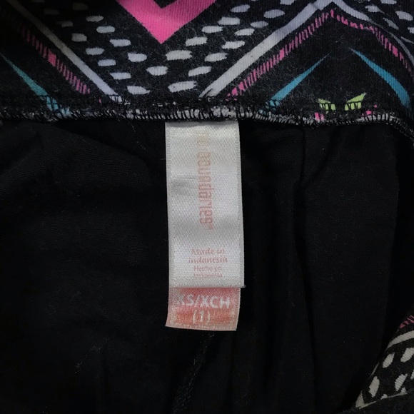 Yoga capris pants - Picture 3 of 3